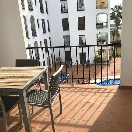 Puerto De La Duquesa Sea View Appartement Manilva Buitenkant foto